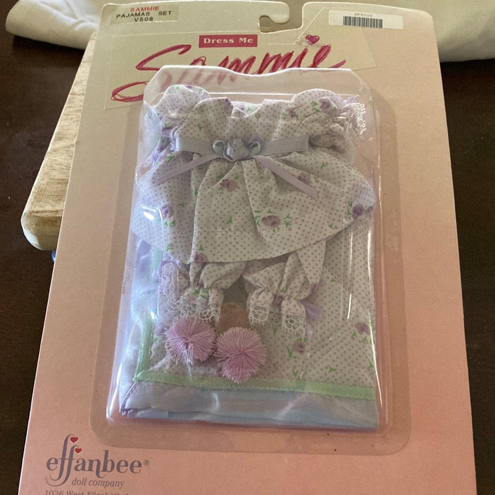 Effanbee Doll Company Dress Me Sammie Sammie Pajama Set V508 New on Card